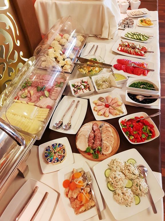 Pensjonat & Spa Raj ไรจ์กรูด ภายนอก รูปภาพ